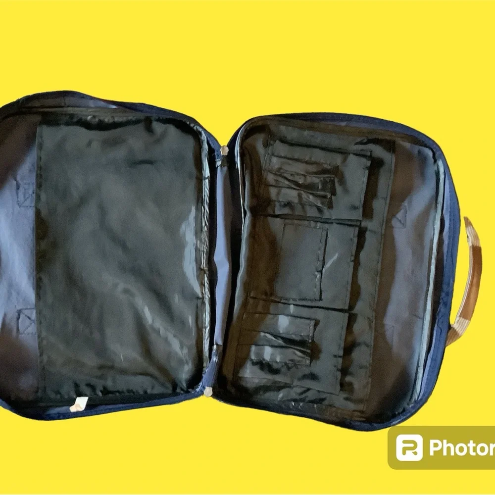 Lightweight Laptop bag. 1 large pocket inside & outside, 3 small pockets, NWT!